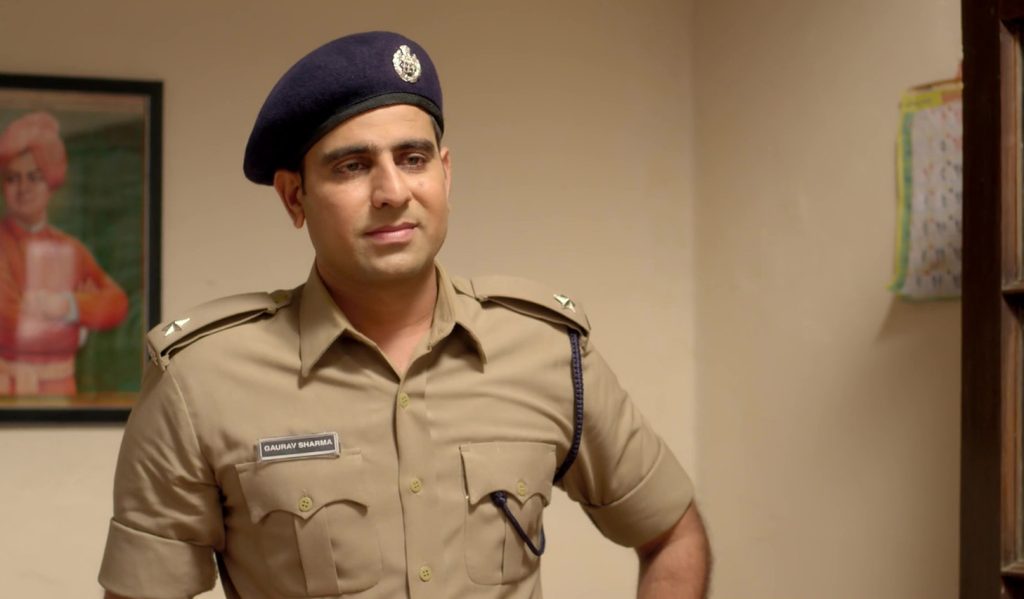 Ratanpur (2018) – Honest IPS ઓફિસરને તેના પહેલા જ કેસમાં false evidence દ્વારા misguide કરવામાં આવે છે